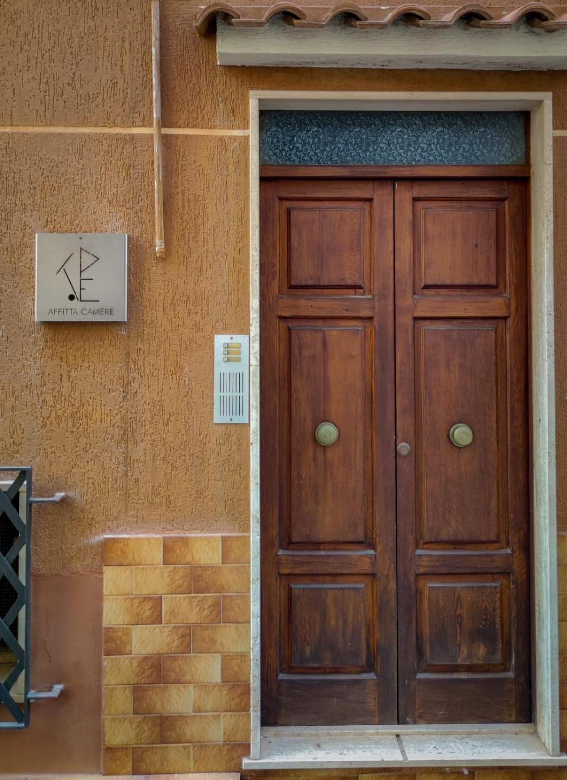 Petite Etoile Hotel Sant'Agata di Militello Bagian luar foto
